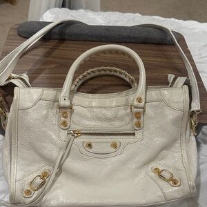 Chic Cream Satchel with Gold Accents